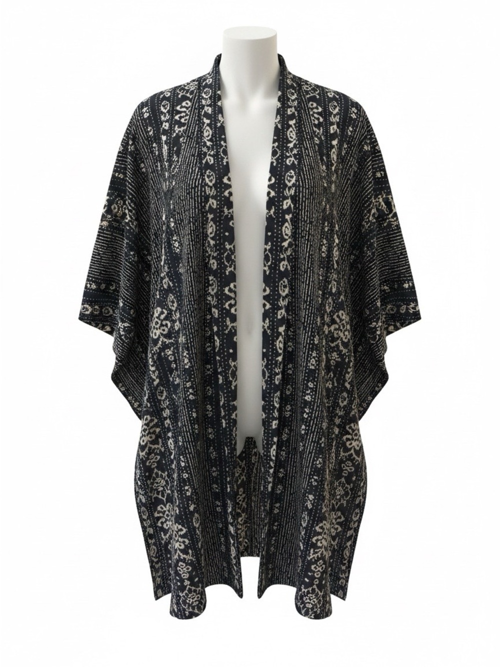 Rip Curl Boho Navy and White Patterned Kimono